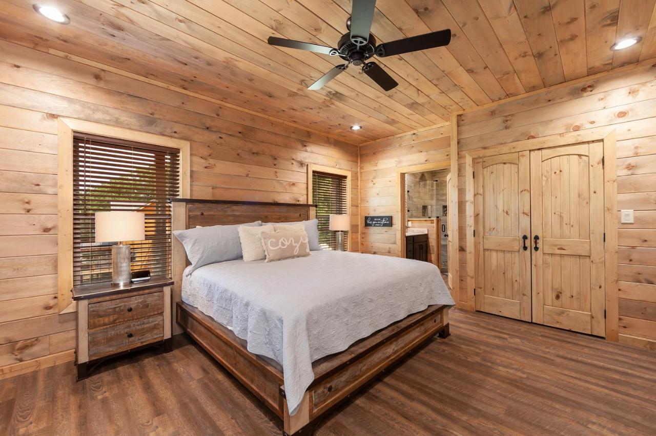 Thunder Mountain Lodge Cabin セバービル エクステリア 写真