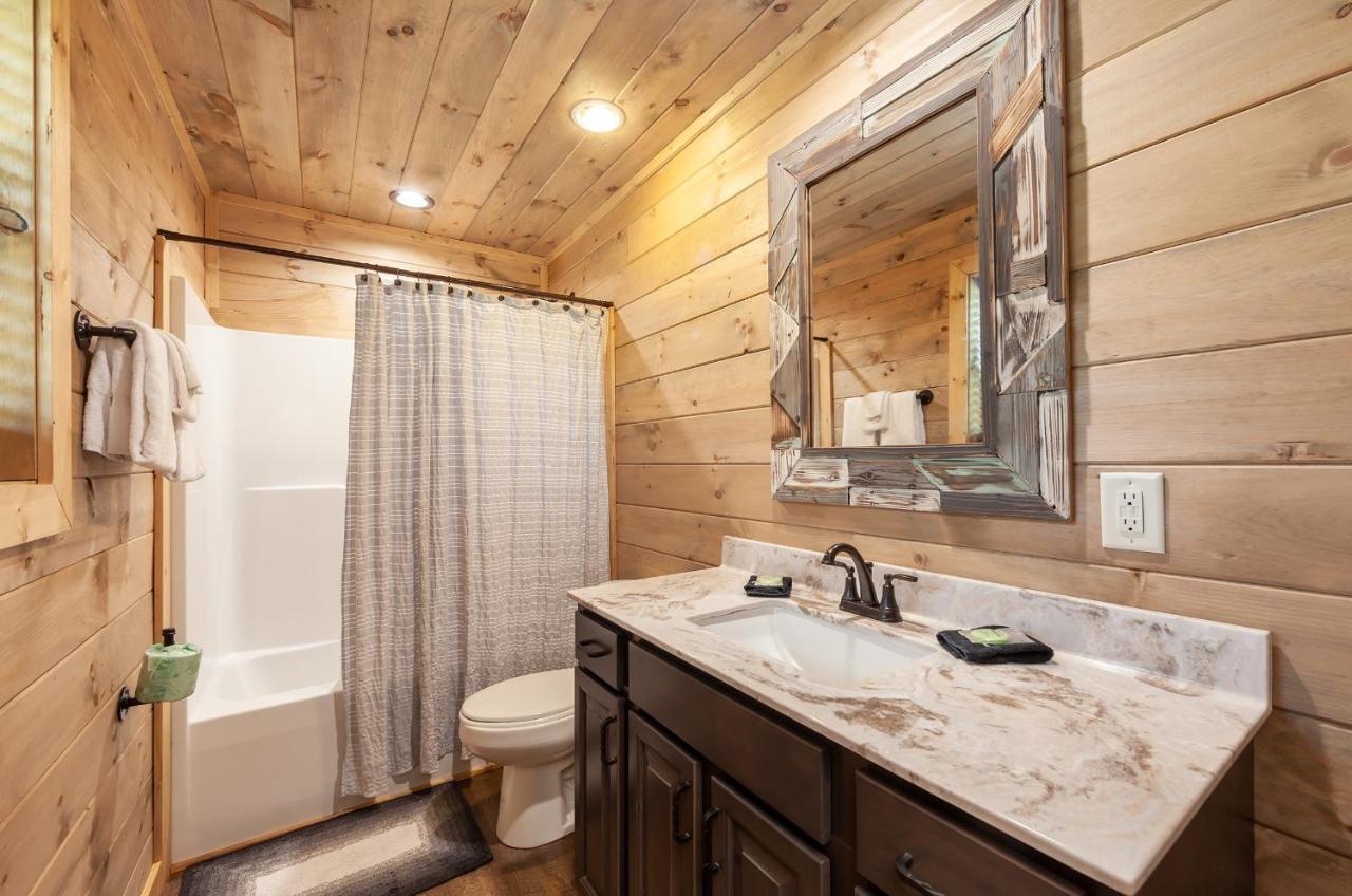 Thunder Mountain Lodge Cabin セバービル エクステリア 写真