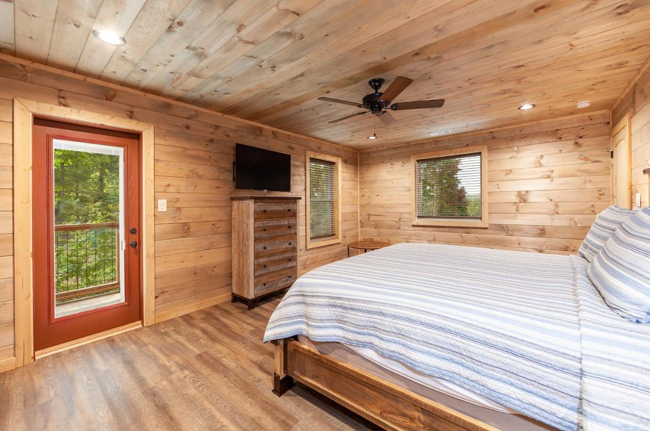 Thunder Mountain Lodge Cabin セバービル エクステリア 写真