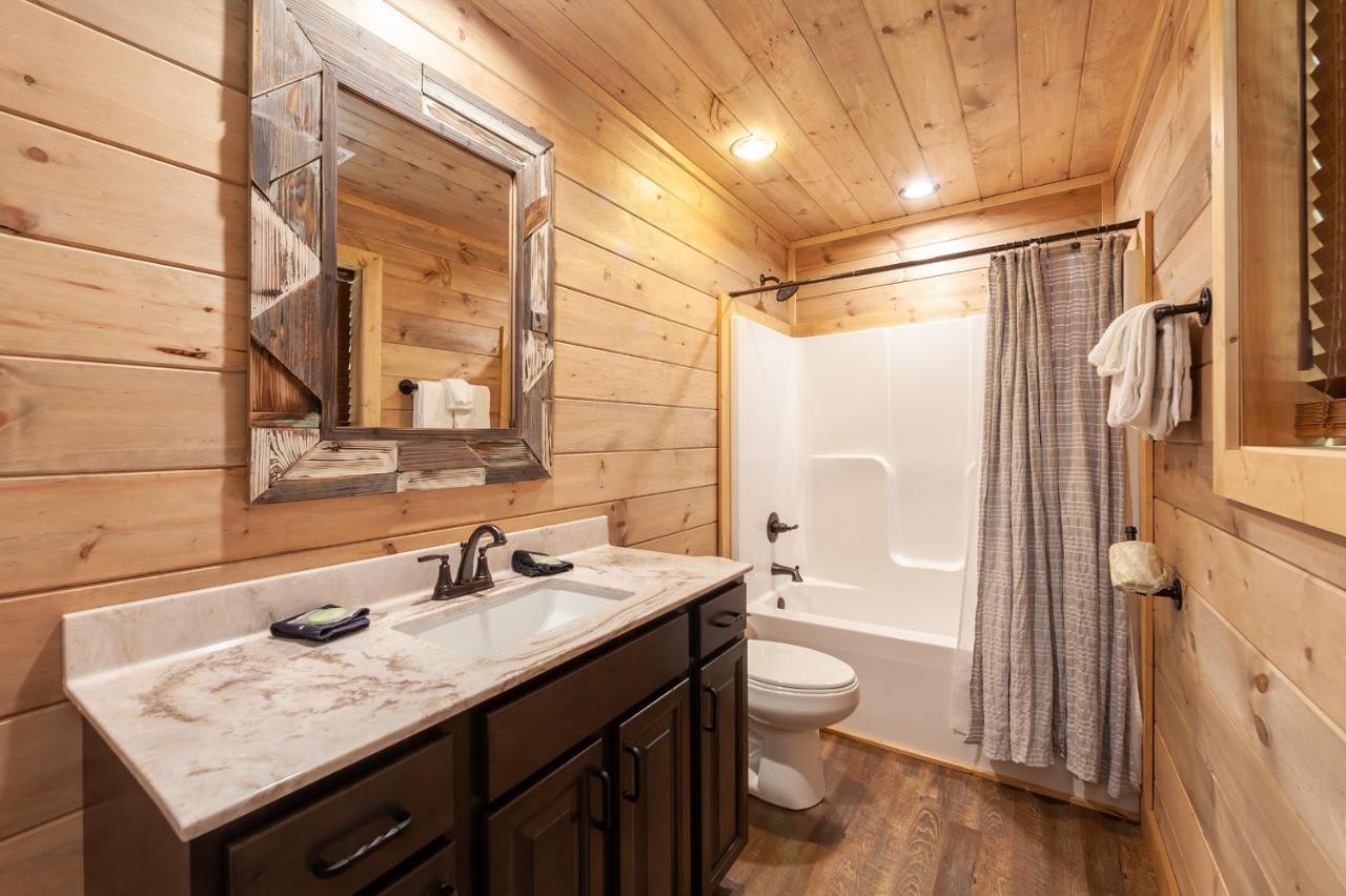 Thunder Mountain Lodge Cabin セバービル エクステリア 写真